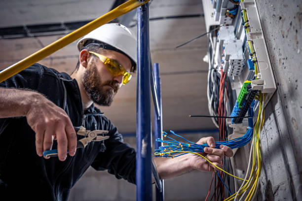 Best Electrical Contractors for Businesses  in Dade City, FL